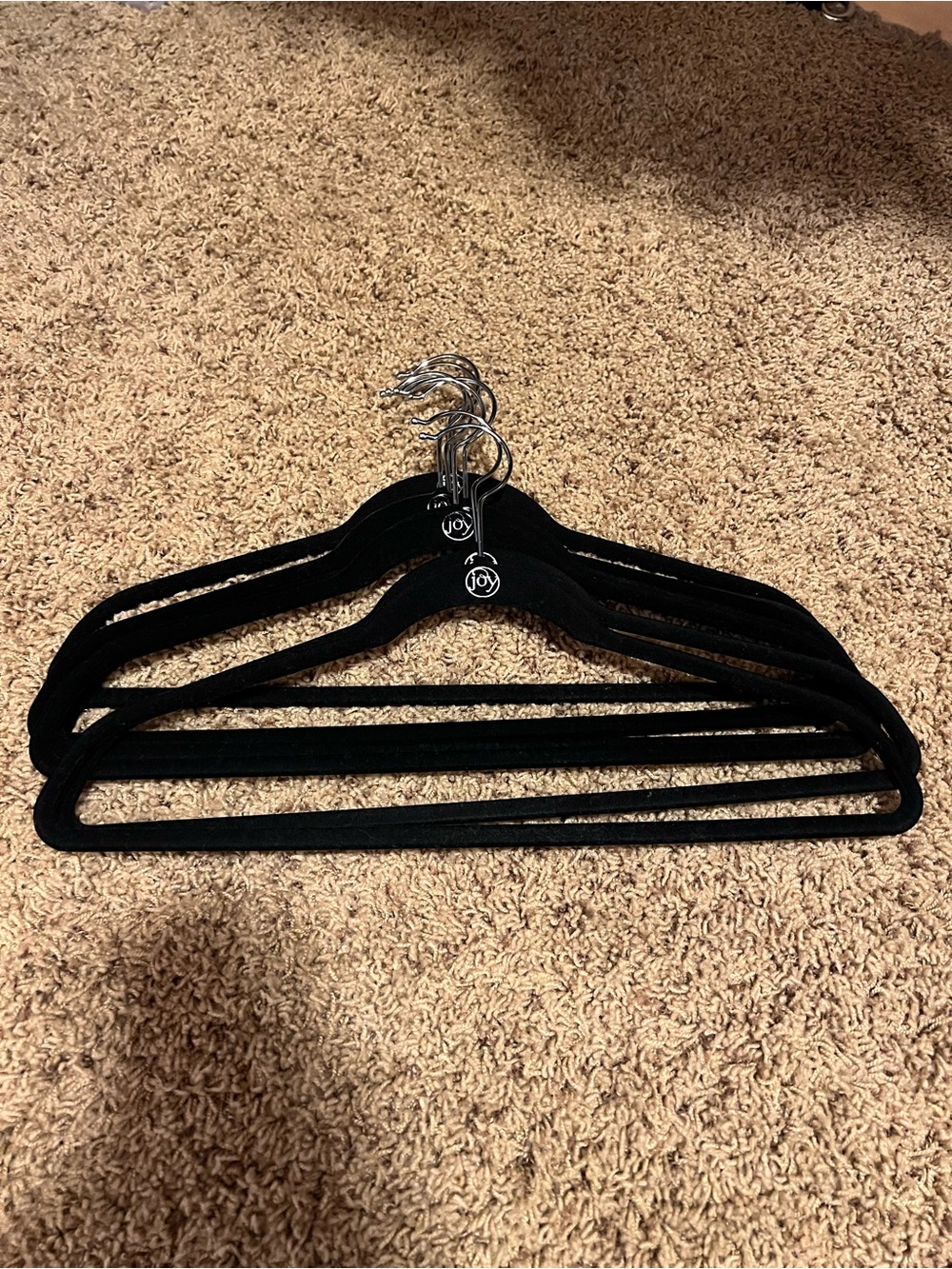 JOY Velvet Slim Non-Slip Black Hangers - Set of 8